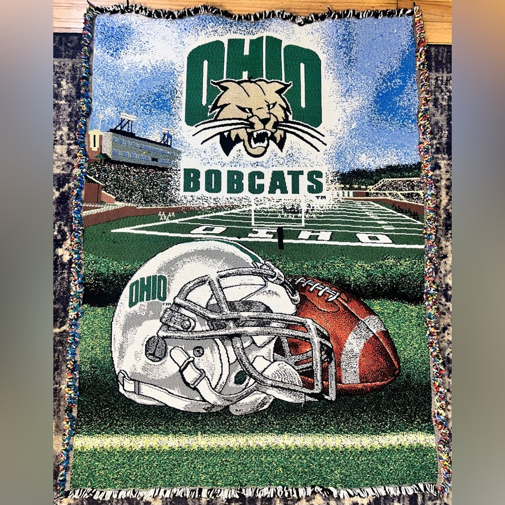 Ohio University Bobcats Woven Tapestry Throw Blanket Athens 37” x 48”